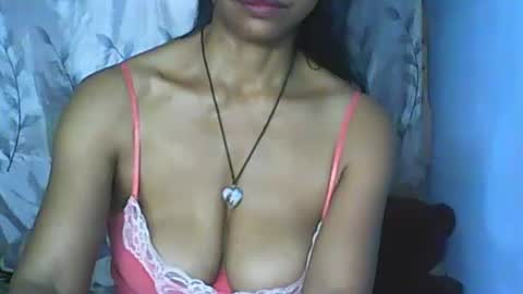 Snapshot of cute_moll chatting on 11-07-25, 12:49 murielle online show from 11-07-25, 12:49