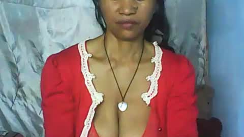 Snapshot of cute_moll chatting on 11-21-25, 09:30 murielle online show from 11-21-25, 09:30