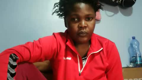 cute_roxie online show from 10-31-25, 06:42