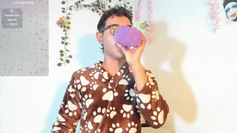 cute_sammy_1 online show from 09-17-25, 11:23