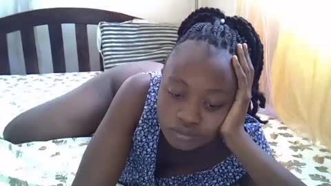 cute_savanna online show from 02-12-25, 10:24