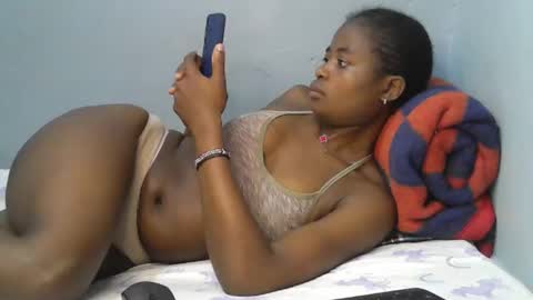 cute_shaniz online show from 09-22-25, 04:47