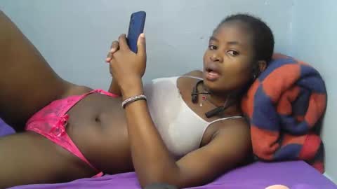 cute_shaniz online show from 09-27-25, 06:18