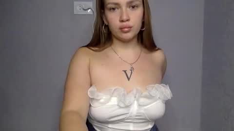 cute_shy06 online show from 11-25-25, 10:43