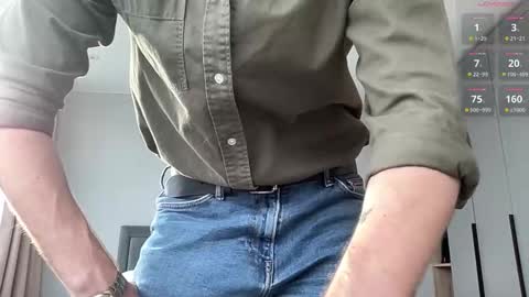 cute_skywalker online show from 10-31-25, 11:00