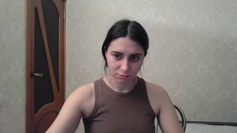 Snapshot of cute_strawberry_ chatting on 12-17-24, 04:56 cute_strawberry_ online show from 12-17-24, 04:56