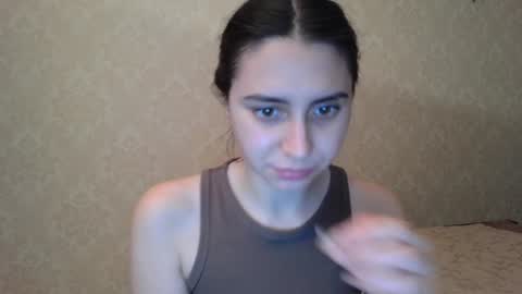 Snapshot of cute_strawberry_ chatting on 12-21-24, 05:29 cute_strawberry_ online show from 12-21-24, 05:29