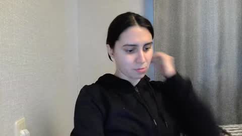 Snapshot of cute_strawberry_ chatting on 12-28-24, 11:52 cute_strawberry_ online show from 12-28-24, 11:52