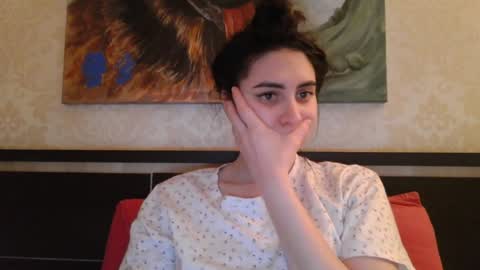 Snapshot of cute_strawberry_ chatting on 02-06-25, 06:13 cute_strawberry_ online show from 02-06-25, 06:13