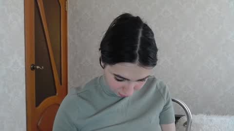 Snapshot of cute_strawberry_ chatting on 02-08-25, 11:22 cute_strawberry_ online show from 02-08-25, 11:22