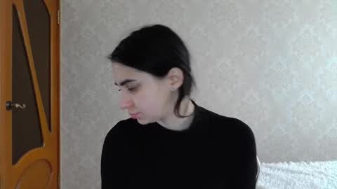 Snapshot of cute_strawberry_ chatting on 02-24-25, 07:33 cute_strawberry_ online show from 02-24-25, 07:33
