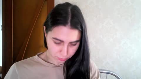 Snapshot of cute_strawberry_ chatting on 09-09-25, 05:40 cute_strawberry_ online show from 09-09-25, 05:40