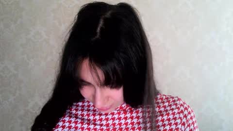 Snapshot of cute_strawberry_ chatting on 09-18-25, 08:16 cute_strawberry_ online show from 09-18-25, 08:16