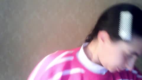 Snapshot of cute_strawberry_ chatting on 10-10-25, 09:14 cute_strawberry_ online show from 10-10-25, 09:14