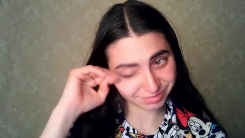 Snapshot of cute_strawberry_ chatting on 10-23-25, 05:33 cute_strawberry_ online show from 10-23-25, 05:33