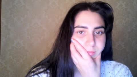 Snapshot of cute_strawberry_ chatting on 10-24-25, 07:32 cute_strawberry_ online show from 10-24-25, 07:32