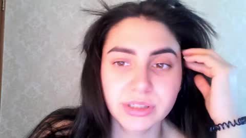 Snapshot of cute_strawberry_ chatting on 10-29-25, 07:43 cute_strawberry_ online show from 10-29-25, 07:43