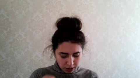 Snapshot of cute_strawberry_ chatting on 11-18-25, 10:09 cute_strawberry_ online show from 11-18-25, 10:09