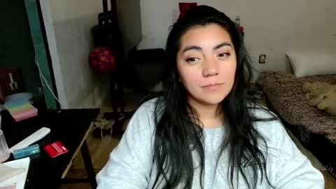 Snapshot of cuteambervi chatting on 11-18-25, 10:14 Princess Amber online show from 11-18-25, 10:14