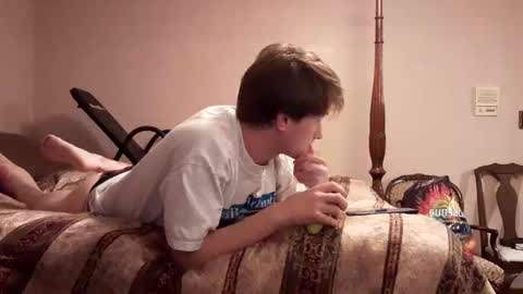 cuteboii29 online show from 02-22-25, 03:01