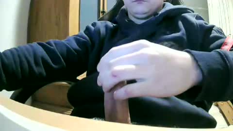 Snapshot of cuteboy090 chatting on 01-26-25, 07:31 Cuteboy090 online show from 01-26-25, 07:31
