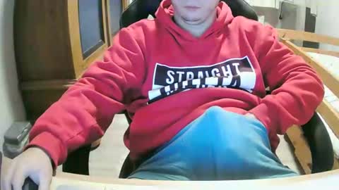 Snapshot of cuteboy090 chatting on 09-25-25, 01:48 Cuteboy090 online show from 09-25-25, 01:48