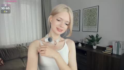 Alice online show from 10-24-25, 07:49