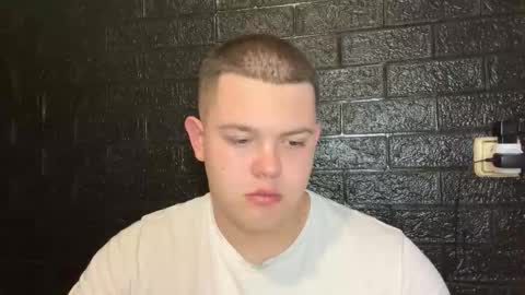 Snapshot of cutebutnaughty_ chatting on 11-24-25, 08:52 Alex online show from 11-24-25, 08:52