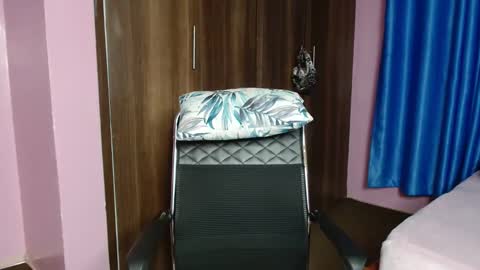 Snapshot of cutebuu chatting on 11-30-25, 05:06 cutebuu online show from 11-30-25, 05:06