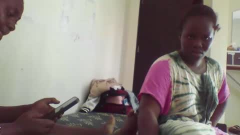 Snapshot of cutecaramela chatting on 04-16-26, 06:36 cutecaramela online show from 04-16-26, 06:36