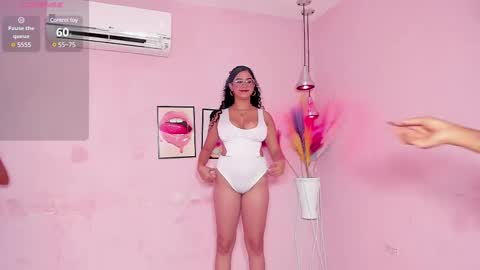 moderator JAZMIN my team is Abby RachelMia online show from 02-22-25, 01:35