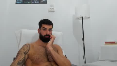 cuteeboy online show from 10-16-25, 08:15