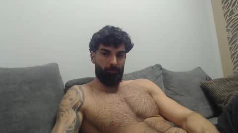 cuteeboy online show from 02-10-26, 06:45