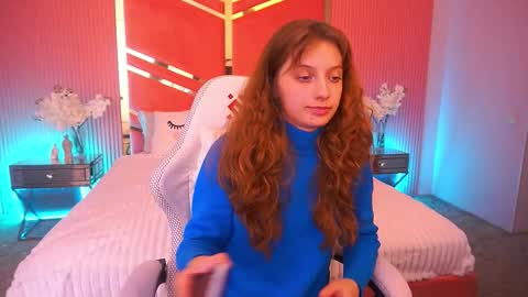 Foxy online show from 11-06-25, 02:51