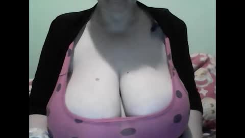 Jessy online show from 01-07-25, 03:46