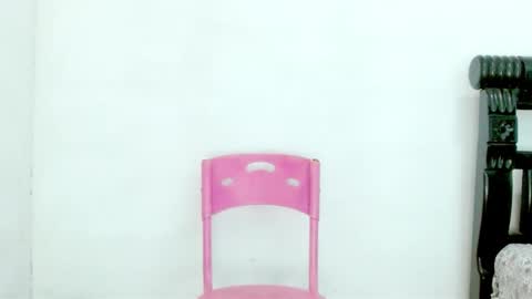 Snapshot of cutekairii chatting on 12-04-24, 04:54 Mishel online show from 12-04-24, 04:54