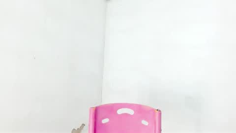 Snapshot of cutekairii chatting on 12-12-24, 02:37 Mishel online show from 12-12-24, 02:37