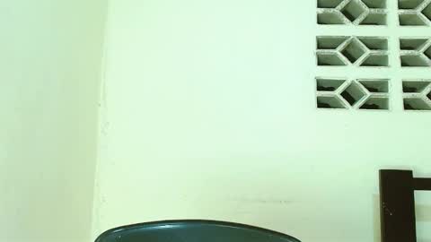 Snapshot of cutekairii chatting on 02-15-25, 04:03 Mishel online show from 02-15-25, 04:03