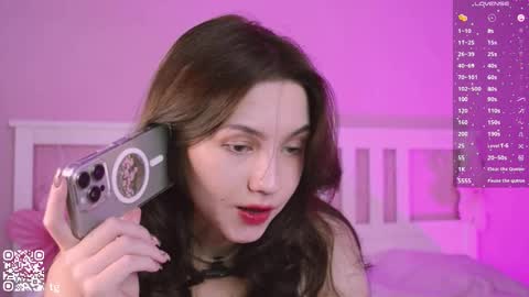 kendall online show from 10-09-25, 04:21