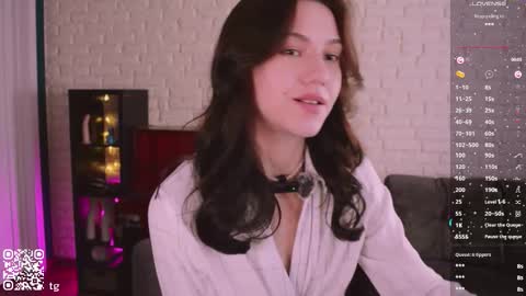 kendall online show from 10-12-25, 06:01