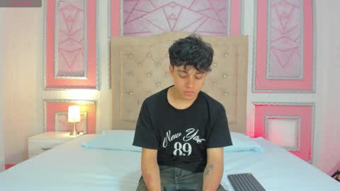 cutenaked_ online show from 02-05-26, 11:37