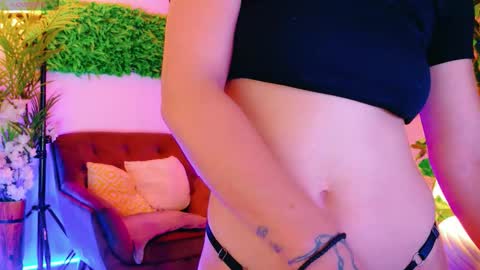 cuteness__girl online show from 09-26-25, 05:44