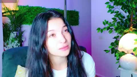 cuteness__girl online show from 10-01-25, 06:19