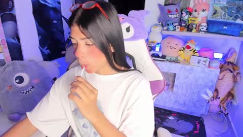  - independent model online show from 03-08-25, 01:17