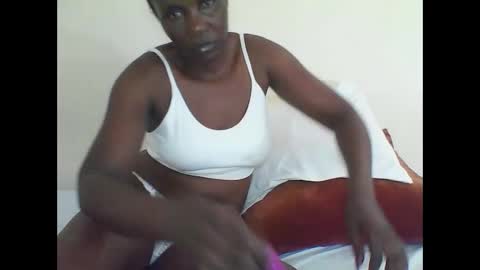 TAMARA online show from 02-05-25, 01:22