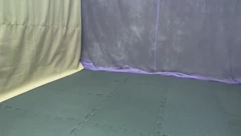 cutetinyasian143_ online show from 11-05-25, 04:45