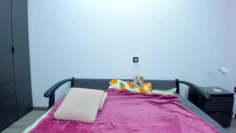 cutettbqwzuyt online show from 01-09-26, 12:30