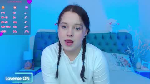 Nika  online show from 10-09-25, 09:35