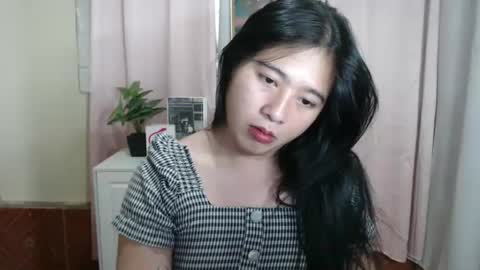 Snapshot of cutie_asianwoman chatting on 12-11-24, 01:15 cutie_asianwoman online show from 12-11-24, 01:15