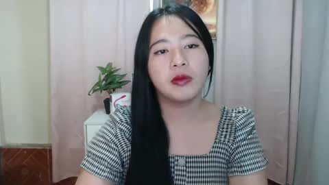 Snapshot of cutie_asianwoman chatting on 12-13-24, 04:05 cutie_asianwoman online show from 12-13-24, 04:05